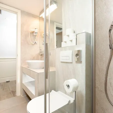 Gostinjska kuća Roko Luxury 1