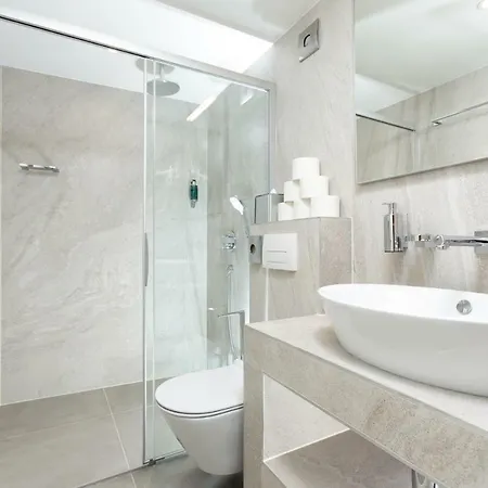 Gostinjska kuća Roko Luxury 1